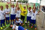 Ein gemischtes E-Junioren Team der KOOP Askania-Einheit sichert sich den 2.Mini-Sparkassen-Cup in Staßfurt und sorgen so für ein erstes Achtungszeichen in der neuen Saison. Herzlichen Glückwunsch Kinder!!